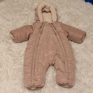 H&M Blush Pink Newborn Snowsuit Bunting Bag 2 Zipper Fold Over Hands and Feet